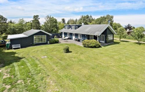 3 Bedroom Pet Friendly Home In Højslev