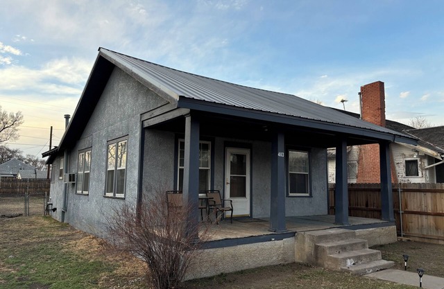 3-bedroom private house for your stay in lovely Rocky Ford, Colorado