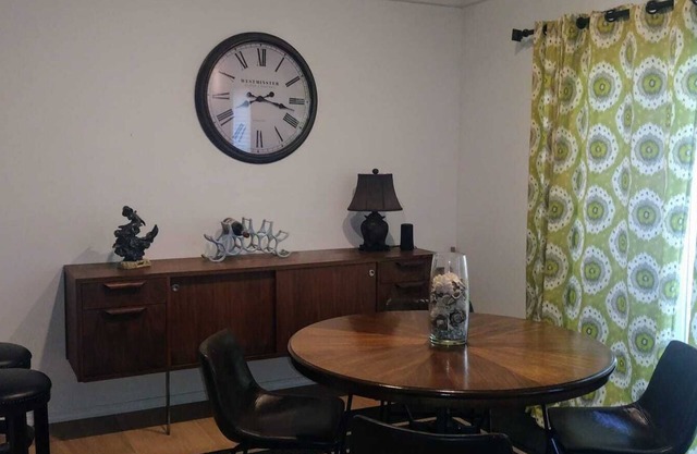3-bedroom Retreat in Woodinville with WiFi