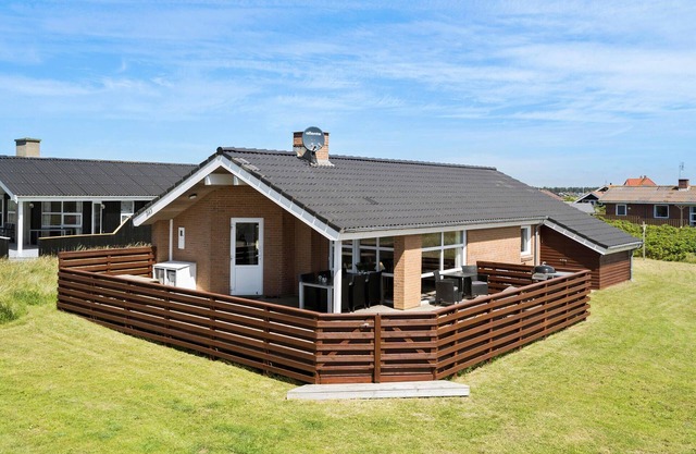 Tolles Haus in Harboøre mit Küche