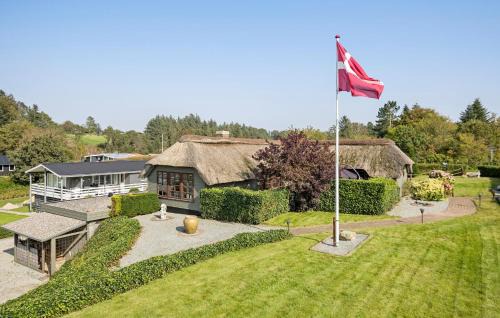 3 Bedroom Stunning Home In Farsø