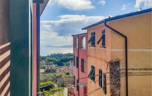 3 Bedroom Stunning Home In Montemarcello