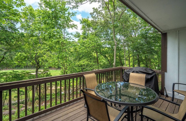 3 Bedroom Townhouse, Desoto Lake and Golf, West Gate!