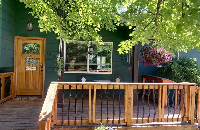 3-bedroom vacation home just 15 minutes from Bitterroot Valley