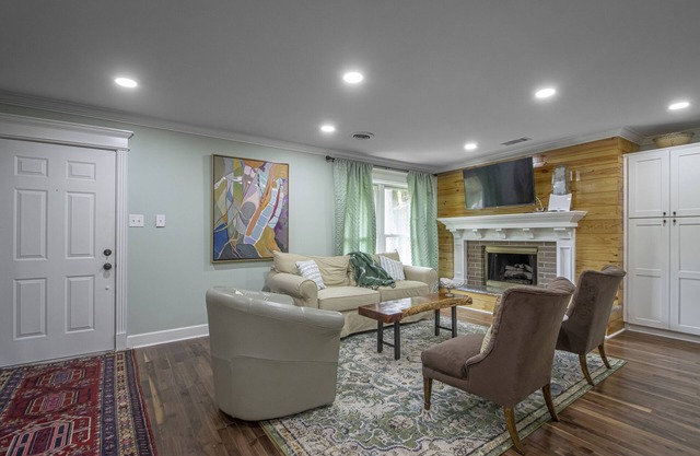 3-bedroom vacation home just 12 minutes from Simmons Bank Arena