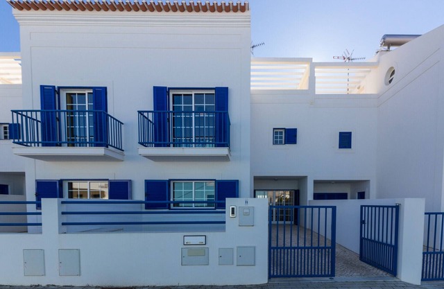 3 Schlafzimmer Villa vor dem Strand by AlgarveManta (8V3)