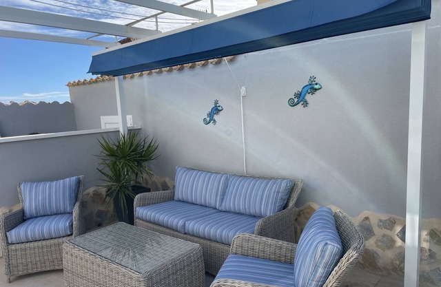 3 Bedroom Villa, Private Heated Pool. Ideal For Relaxing Holidays/Golfing Breaks