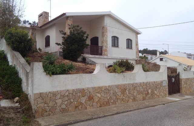 3 Schlafzimmer Villa mit hervorragendem Meer- und Strandblick