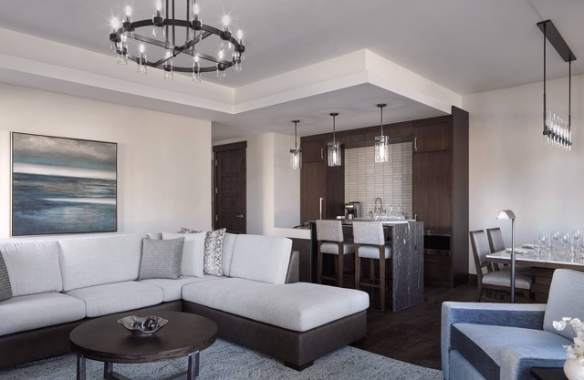 3 Bedroom Villa Suite Lakeview