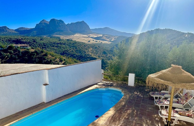 3 Bedroom villa with private pool, Amazing views.