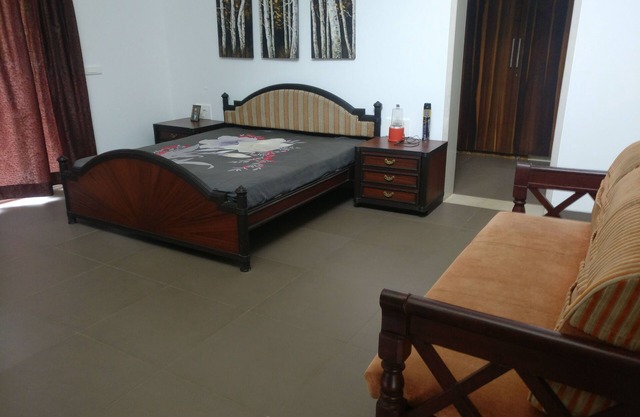 3 Schlafzimmer Villa mit Pool, Rasen, Spielzimmer und Disco.