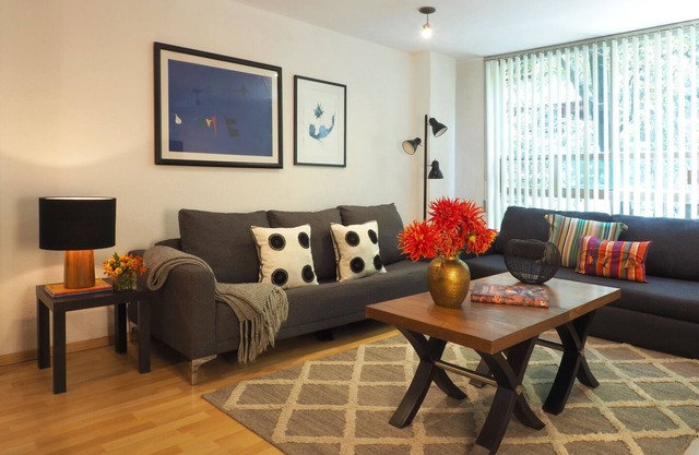 3-Bedroom w/ Balcony / Terrace & Gym / Reforma