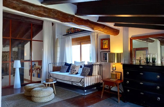 3 bedrooms house with furnished terrace and wifi at Chulilla
