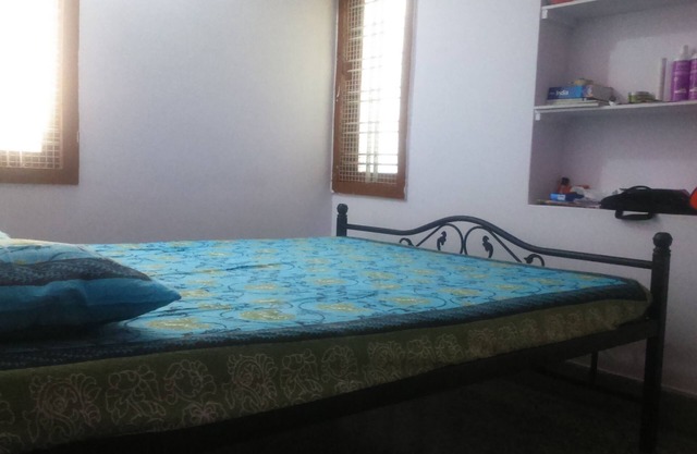 3 BHK Haus in ruhiger und sicherer Umgebung, Ausstattung ist in bester Lage