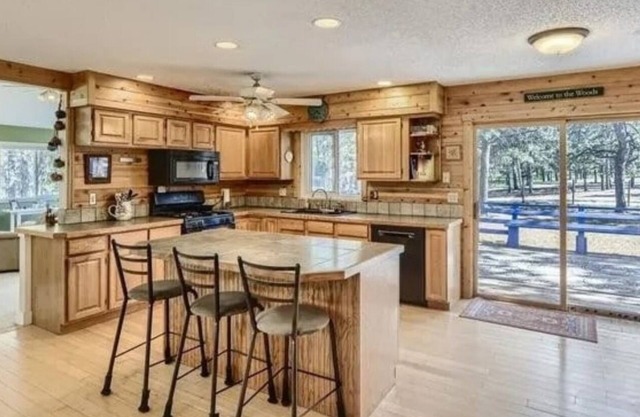 4 Br/3 Ba Home on 5 Acres-Movements of Grace Farm