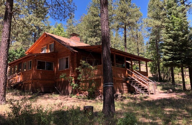 3 Br 2 Bath by Cabin, in the Pines and Aspens with US forest access