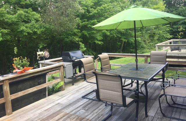 3 BR+ 4level WINTER SKI RENTALn LOOKING 4 SEASONAL RENTERn 1 MILE OFF OF JIMINEY