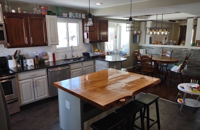 3 BR Family home between MKE airport and Lake Michigan