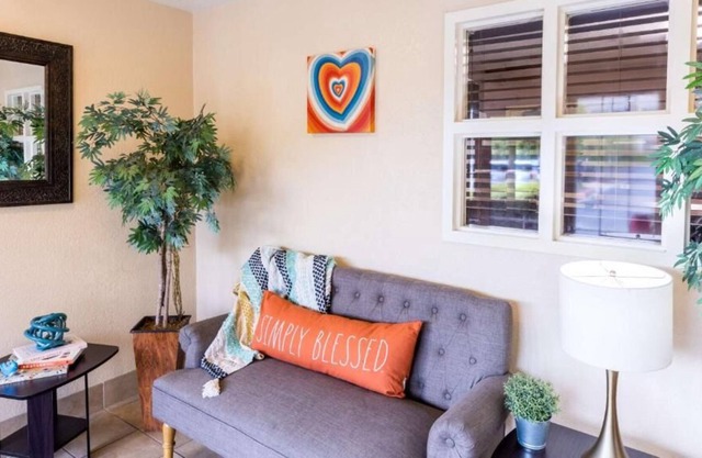 3 Large Units, Kitchen, Pets Allowed, Short Drive To Foothill Ranch Towne Center