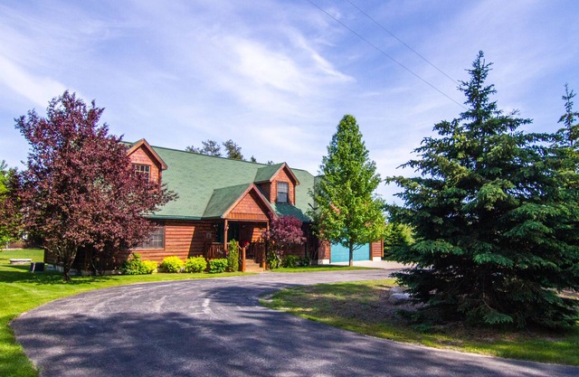 Executive Home auf 3 Ebenen im Dorf Crystal Mountain Resort - Neu bei VRBO!