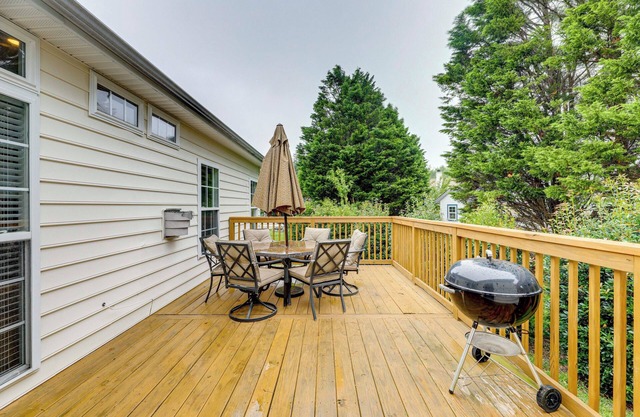 3 Mi to Bethany Beach: Family Home w/Movie Room!