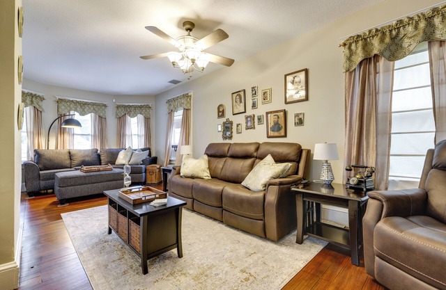 3 Mi to Dtwn: Springfield Home w/ Deck!