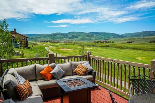 3 Mi to Granby Ranch Family-Friendly Home