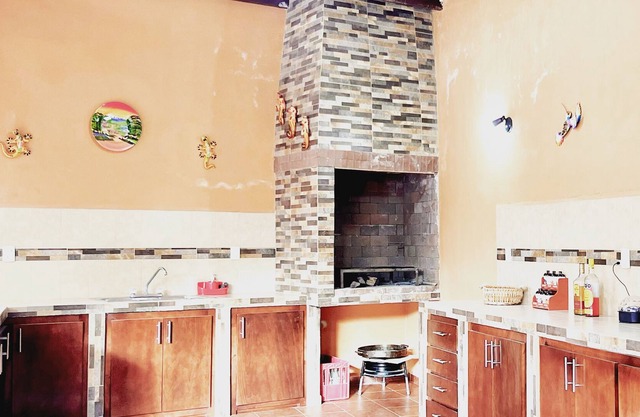 "3 Min to Santiago Square! 'La Casita De Santiago' – Your Charming Getaway!"