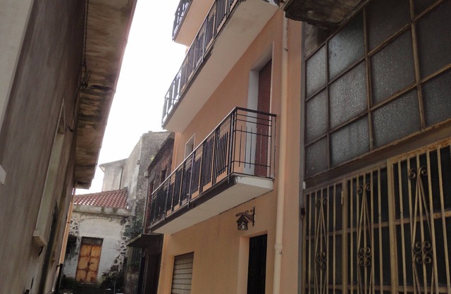 3 Queen-Betten @: Suite ETNA-Linguaglossa-Sizilien-IT