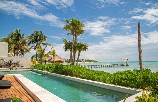 3 rec. 3.5 Baths New luxury apartment facing the sea in Bahía de Tankah.