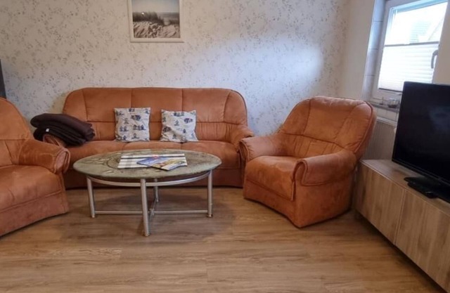 3 Raum Ferienwohnung ( Doppelhaushälfte)