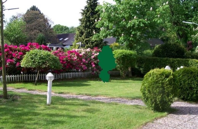 3 rooms 50 sqm, Hamburg Sasel-Berne: Very quiet location, vacation in a detached house