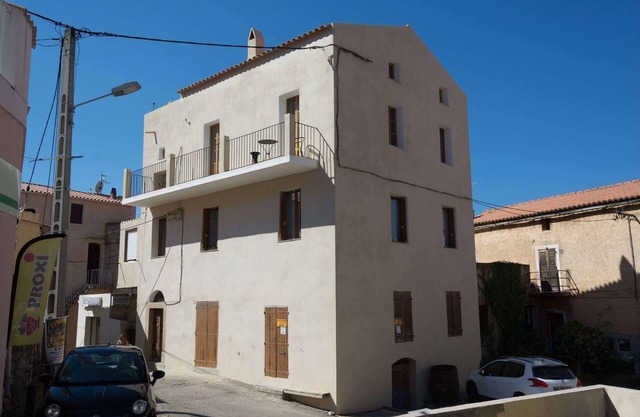 3 Zimmer im Dorfhaus Calenzana Corse 2 Schlafzimmer, 1 Badezimmer 4 Personen