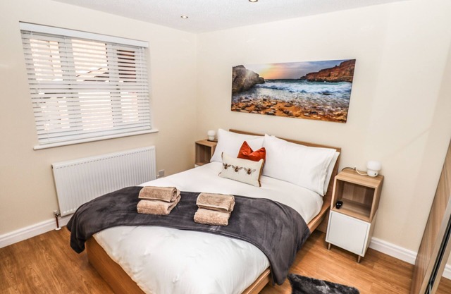 3 ROTHBURY PLACE, romantic in Lytham St. Annes
