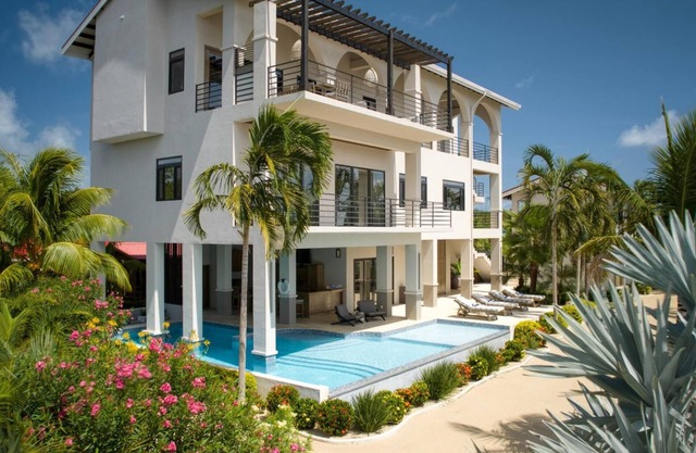 3-Story 4BR Waterfront Villa w/ Sunset Views