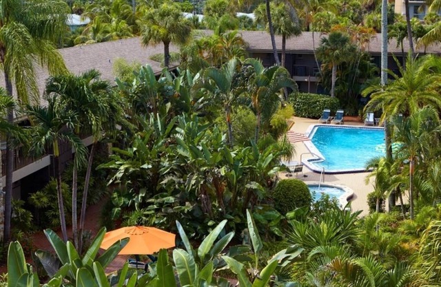 3 Units | Naples FL Stay | Near 9th St & Local Attractions