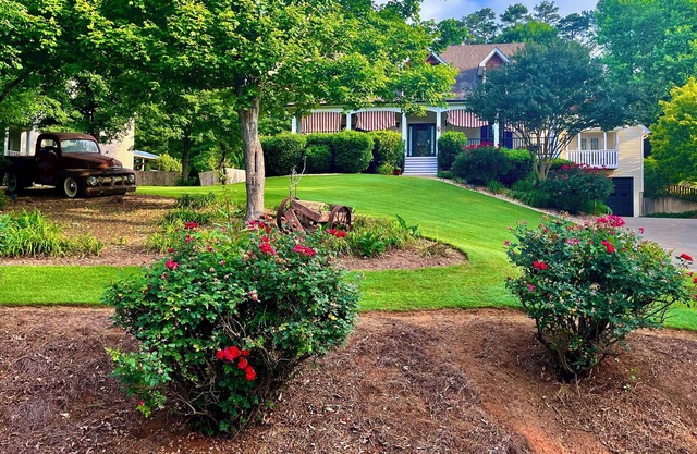 30 day+ Long term, Comfortable, Exclusive, Balcony Guest Suite, quiet.