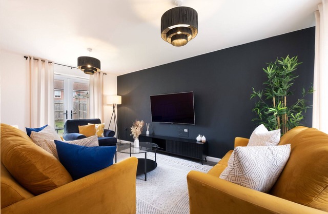 30% OFF 28+ nights stays - Drake House Superb 4 bedroom Semi