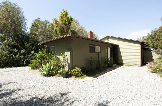 30% OFF NOW!! Malibu Peaceful Getaway, Best Location, mins to Beach