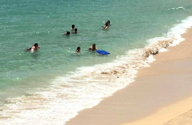 Neben dem Eingangstor zum Waianae Pililaau Rec Center oder Restcamp.