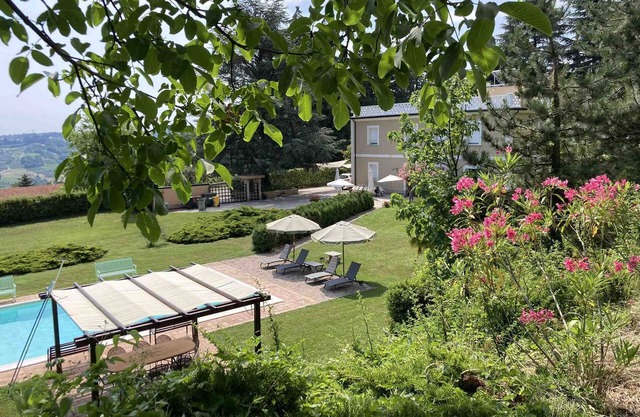 300 sqm antiseismic and green villa with private pool and park in central Italy