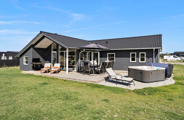 30439 Odder - Strandvænget 74