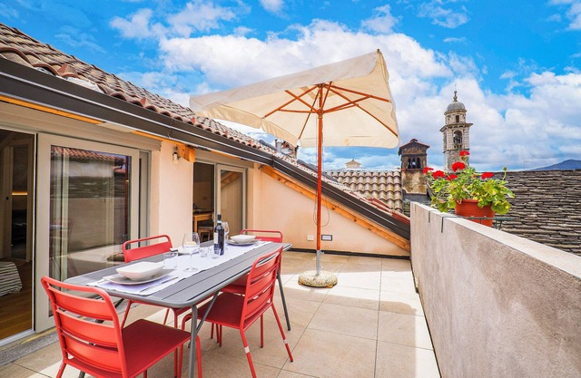 3½-Zimmer-Wohnung über 2 Ebenen mit Klimaanlage und Dachterrasse
