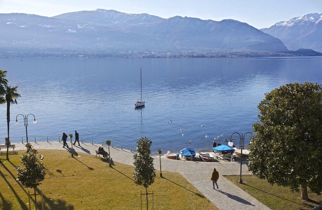 3½-Zimmer-Wohnung mit Balkon und wunderschöner Sicht auf den See & die Borromäischen Inseln