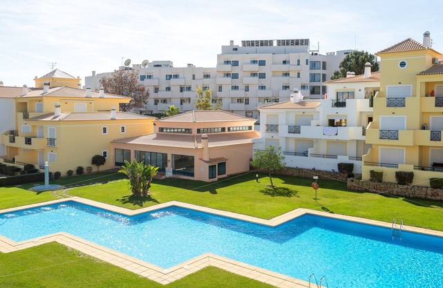 #310 Jardins de Santa Eulália 03 by Home Holidays
