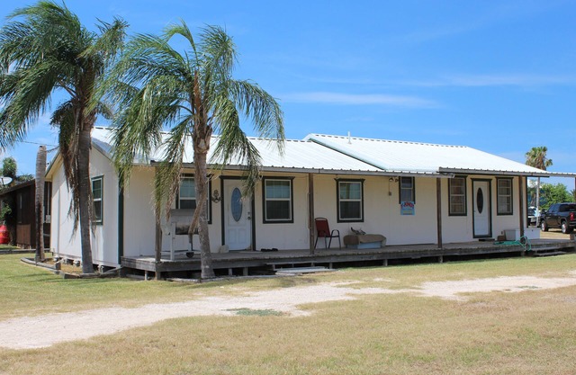 320 Copano - Perfect place to getaway & relax!
