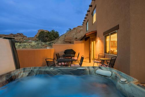 3431 E. Westwater Dr
