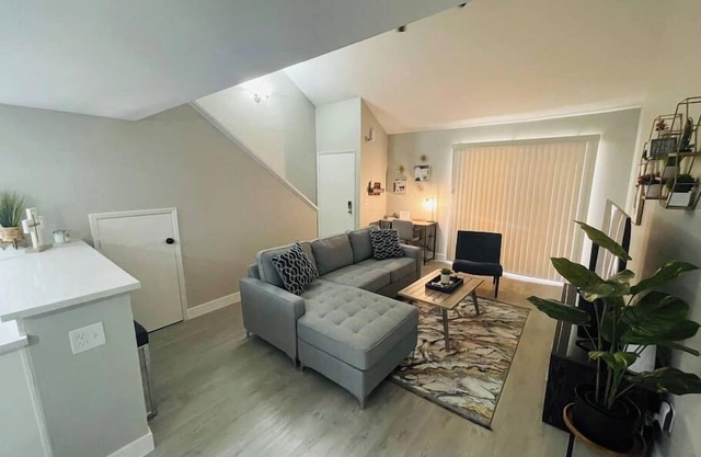 35% off Winter Special @ Desert Jewel Condo