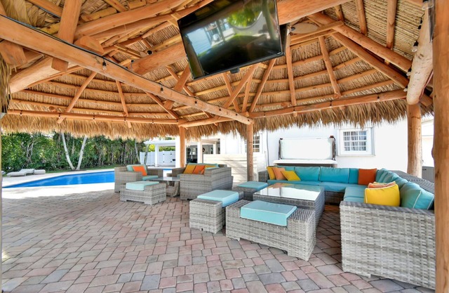 3812 Managed By Brampton Park