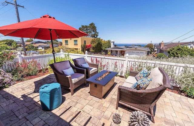 3827 Betsy's Nest - Ocean View, Available for Extended Stays!